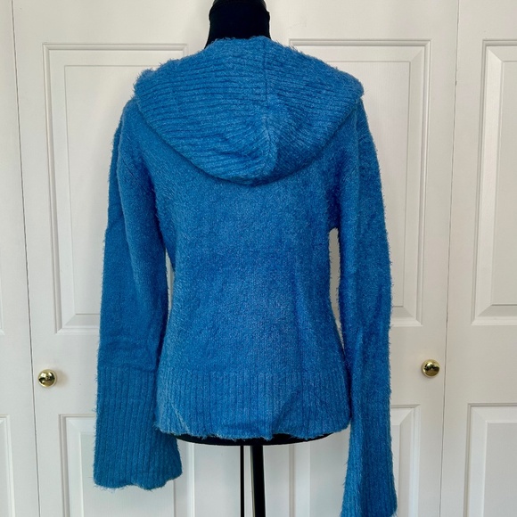 Kenzie Blue Fuzzy Mohair-Like Sweater with Hood Size L - Picture 5 of 8